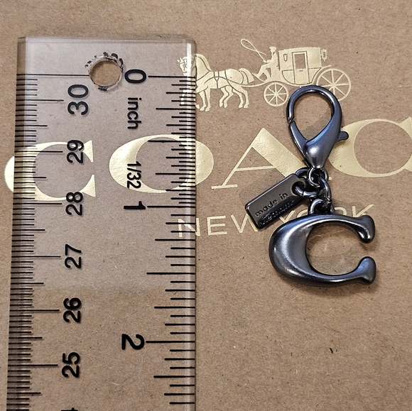 Coach C Charm bag - Picture 3 of 5